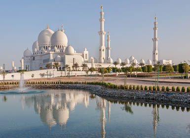 Un inverno atipico tra lusso e design, volando a Dubai o Abu Dhabi