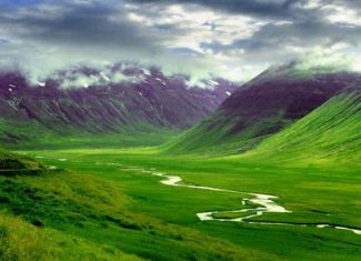 L’Islanda, viaggio primordiale ai confini della Terra