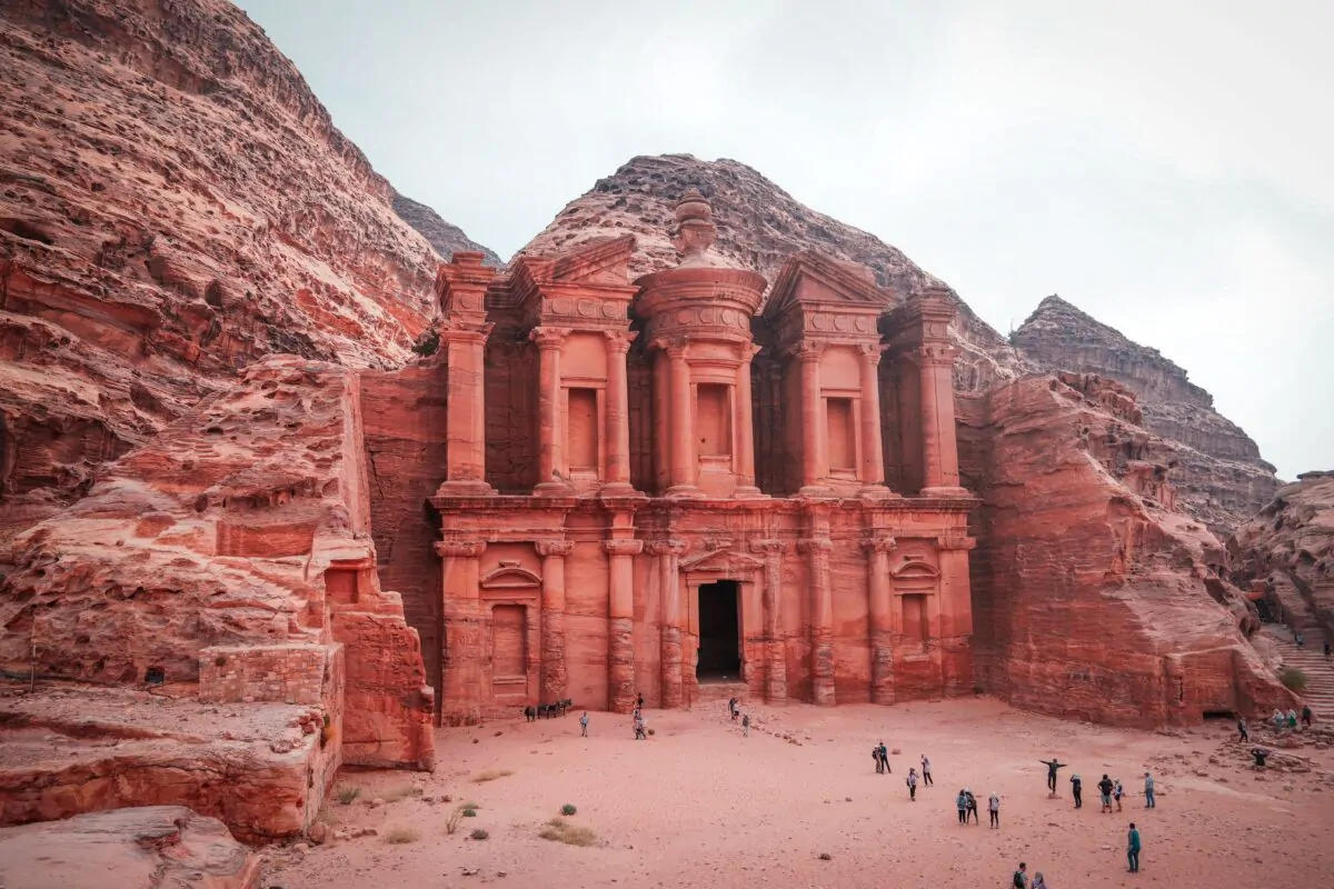 Giordania: Un Viaggio tra Storia, Deserto e Ospitalità Beduina